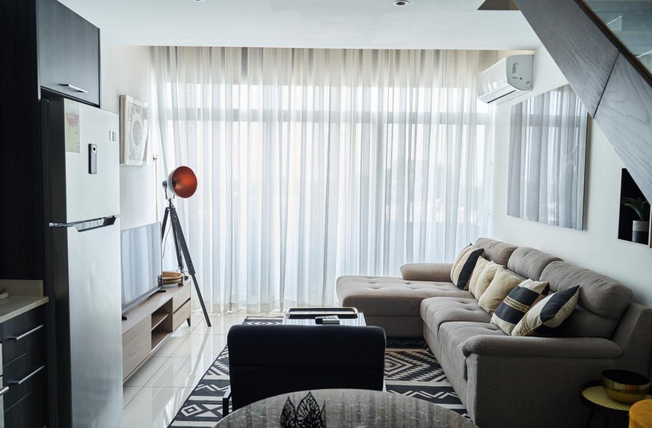 Embassy Gardens Deluxe Lägenhet Accra Exteriör bild